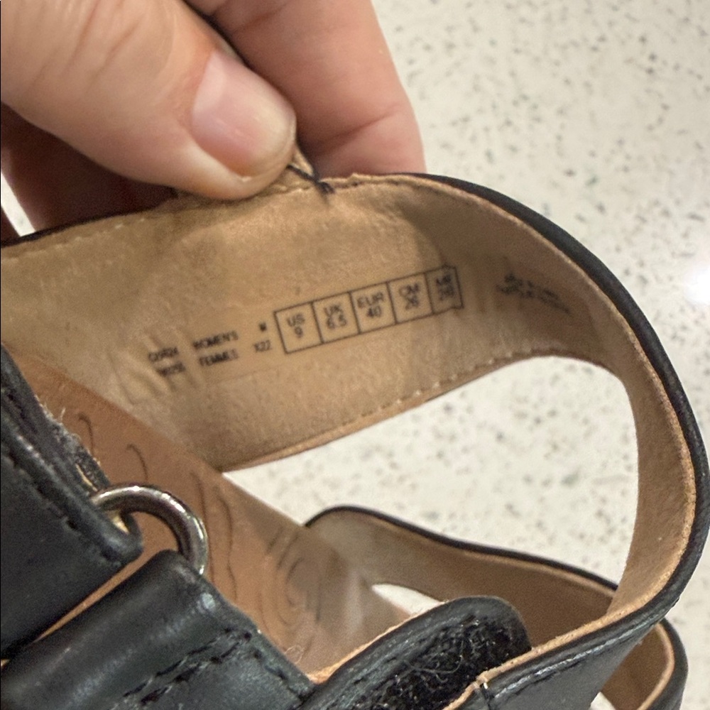 Rockport Black and Brown Slingback Strappy Sandals - Picture 5 of 8